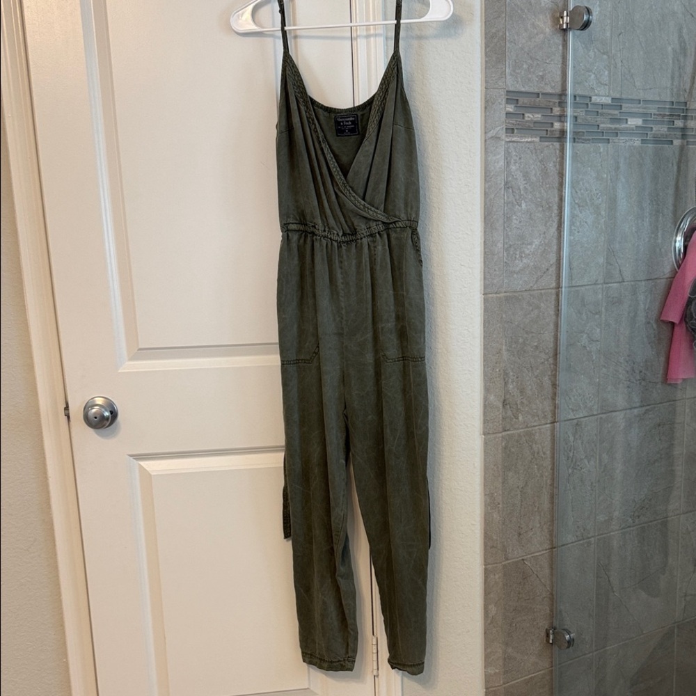 Abercrombie & Fitch Olive Green Sleeveless Utility Jumpsuit